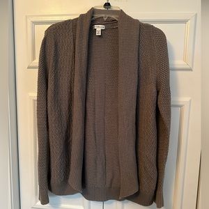 Croft & Barrow gray knit cardigan